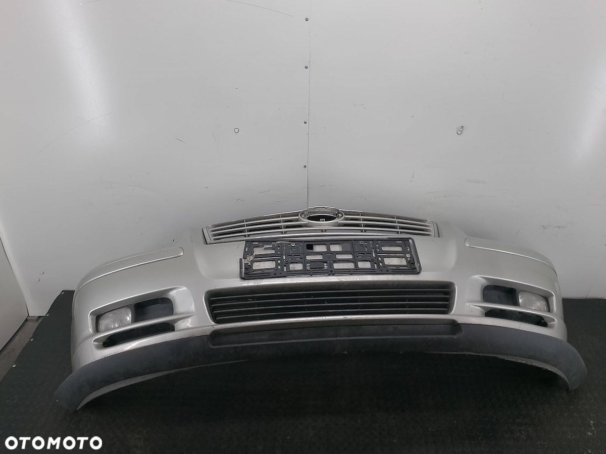 ZDERZAK PRZÓD TOYOTA AVENSIS II T25 - 1