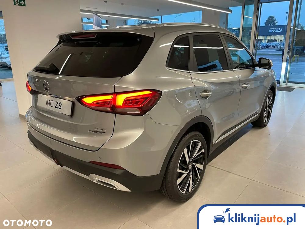 MG ZS 1.5 HEV+ Exclusive - 4