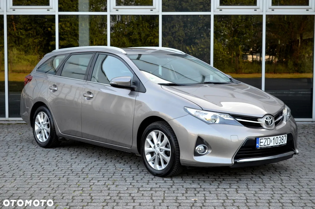 Toyota Auris 1.6 Dynamic - 15