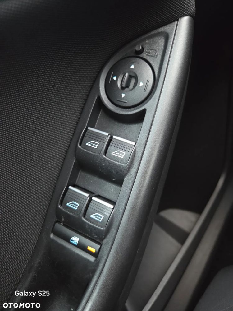 Ford Focus 1.0 EcoBoost Titanium Business - 18