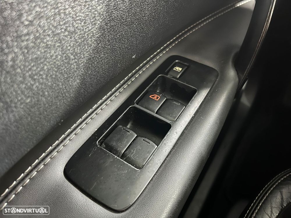 Nissan Qashqai 1.6 dCi TEKNA+ - 23