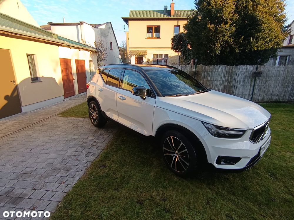 Volvo XC 40 D3 AWD Geartronic Momentum - 3