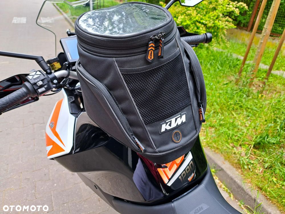 KTM Super Duke - 19