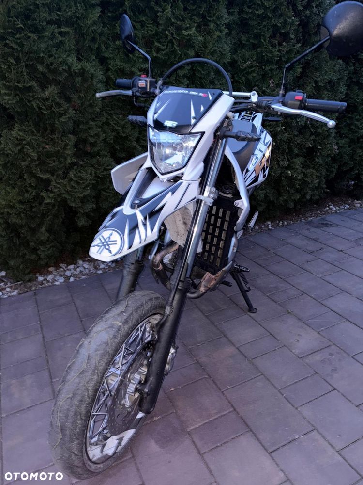 Yamaha WR - 6