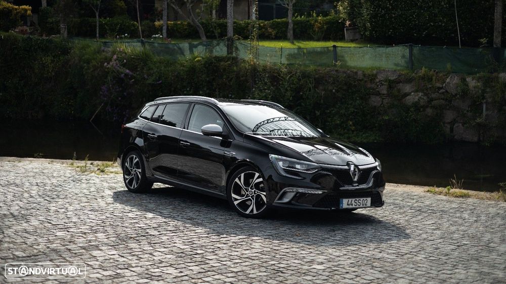 Renault Mégane Sport Tourer 1.6 dCi GT EDC - 4