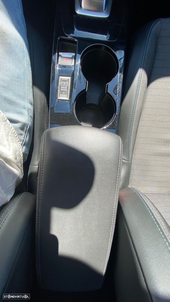 Peugeot e-2008 50 kWh Allure Pack - 51