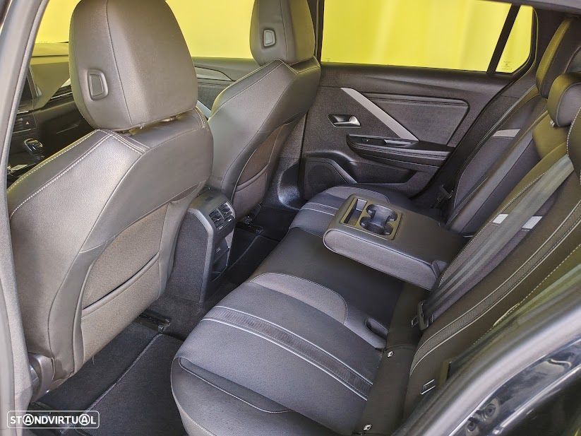 Opel Astra Sports Tourer 1.2 T GS - 10