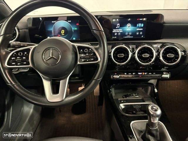 Mercedes-Benz A 180 d Style Plus - 13
