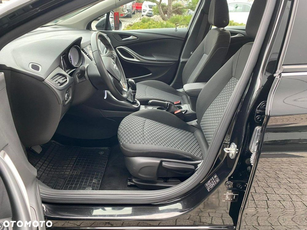 Opel Astra - 9