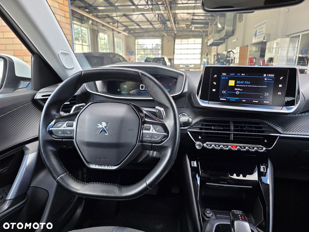 Peugeot 2008 1.5 BlueHDi Allure S&S EAT8 - 6