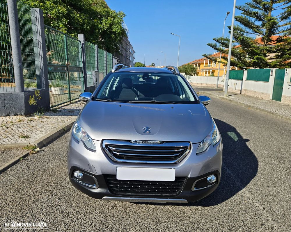 Peugeot 2008 1.2 PureTech Allure - 3