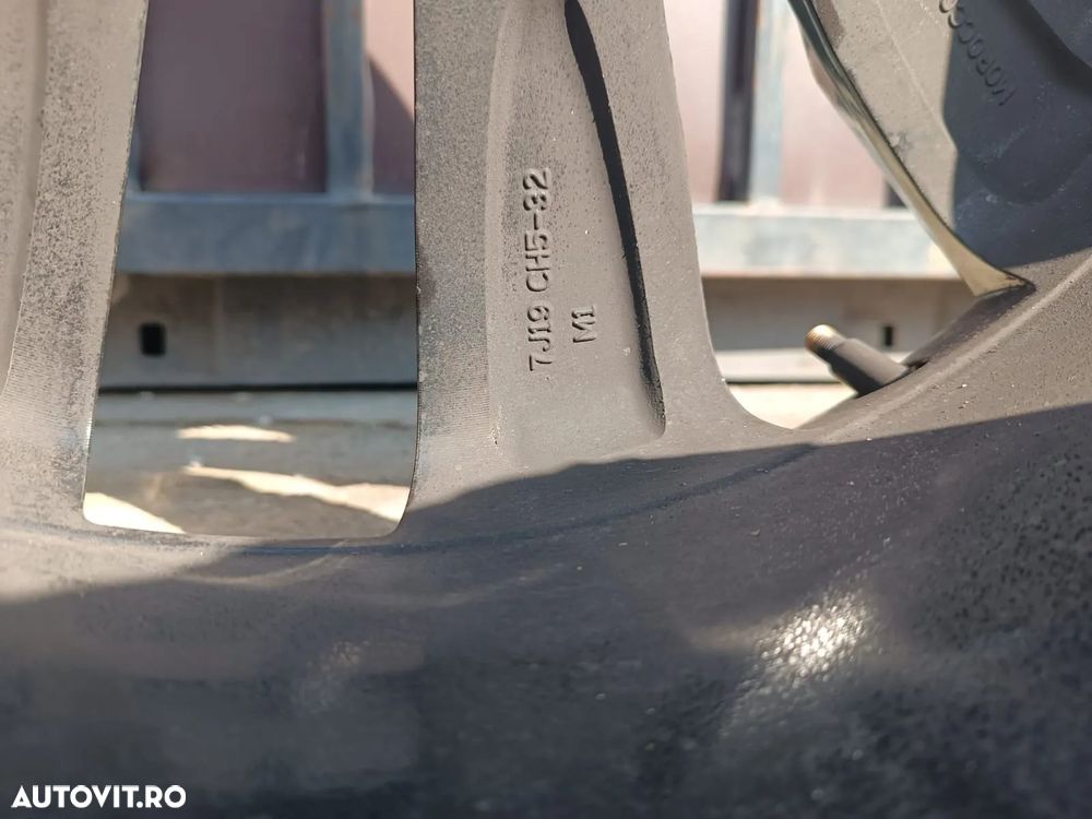 JANTA  ALIAJ R19 Renault Austral - 10