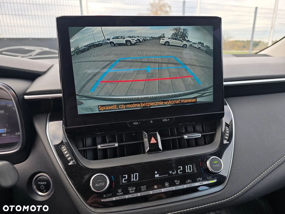 Toyota Corolla 1.8 Hybrid Comfort - 31