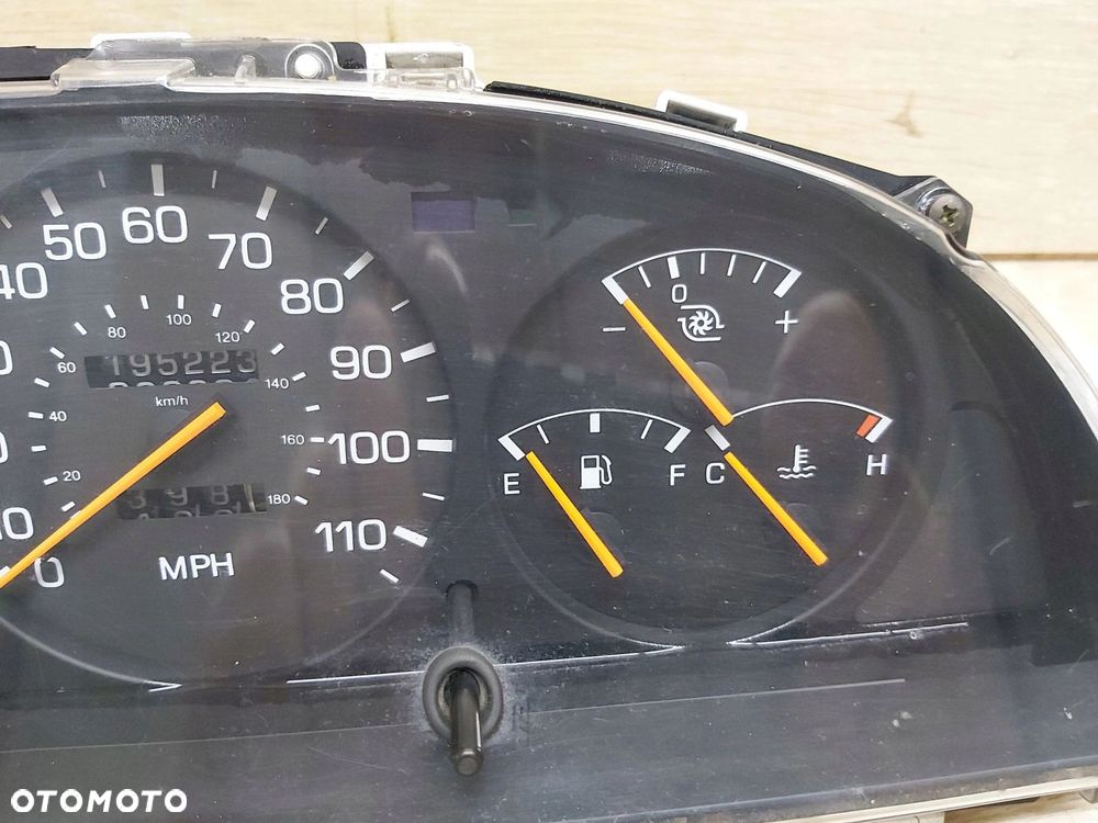 TOYOTA CELICA V gt4 st185 2,0 Turbo Licznik zegary 83010-2D770 - 3