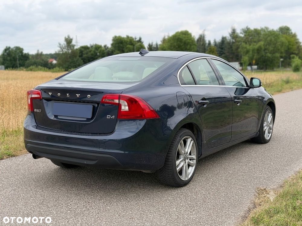 Volvo S60 D4 Summum - 3