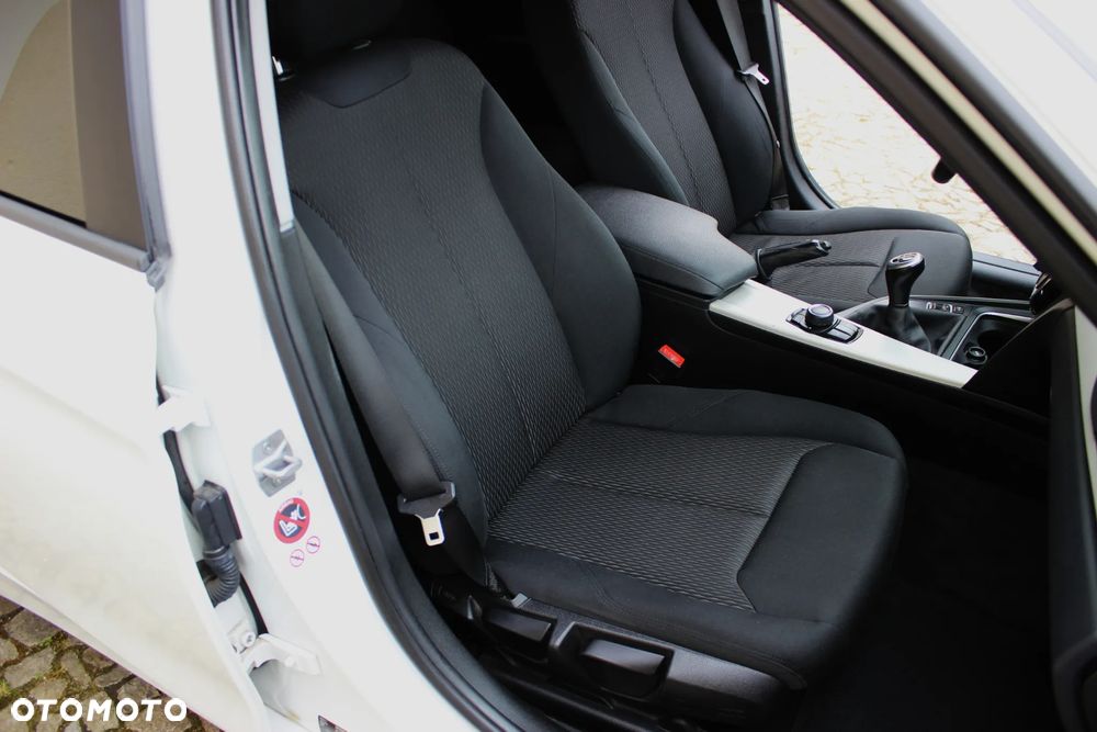 BMW Seria 3 316d Edition Luxury Line Purity - 19