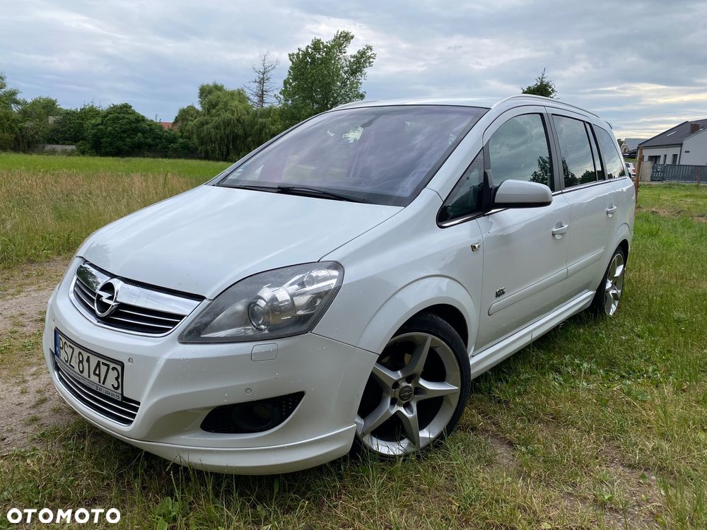 Opel Zafira 1.8 Sport - 1