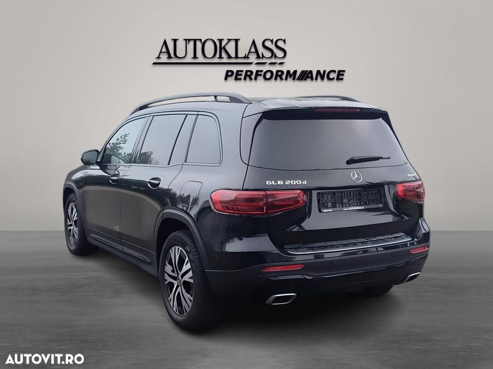 Mercedes-Benz GLB 200 d 4Matic 8G-DCT Progressive - 10