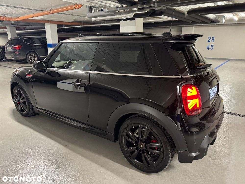 MINI John Cooper Works - 18