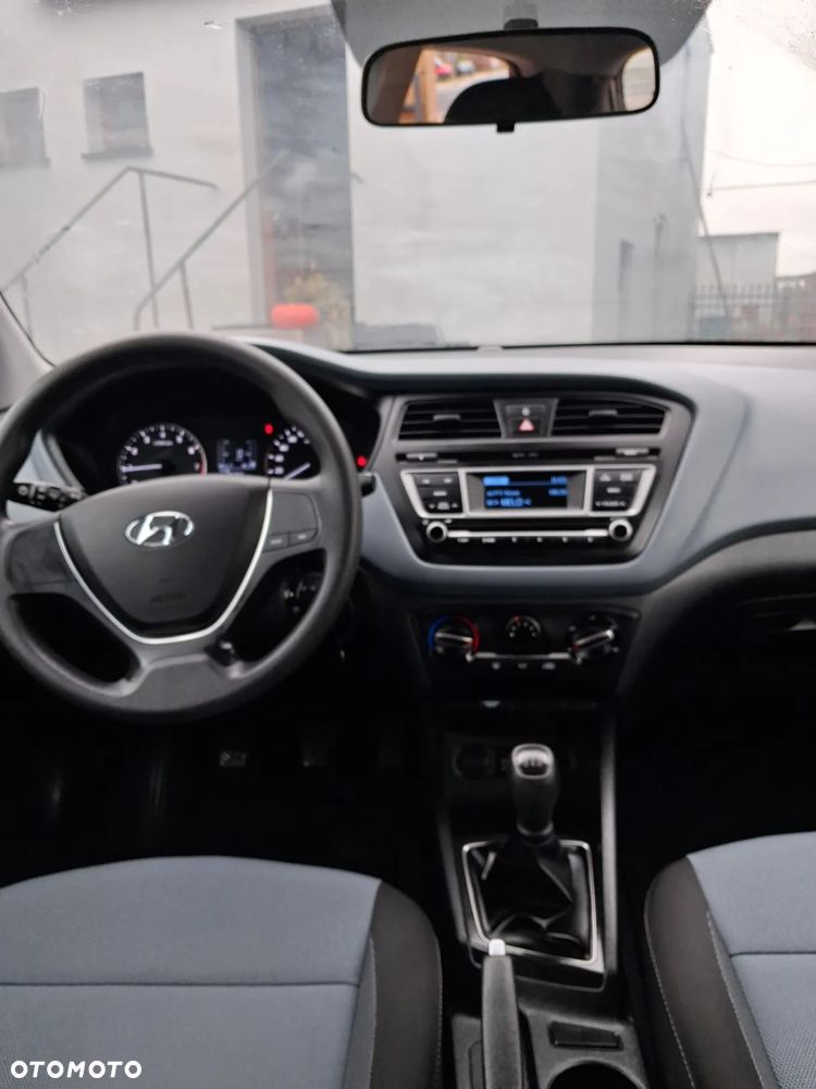 Hyundai i20 - 9