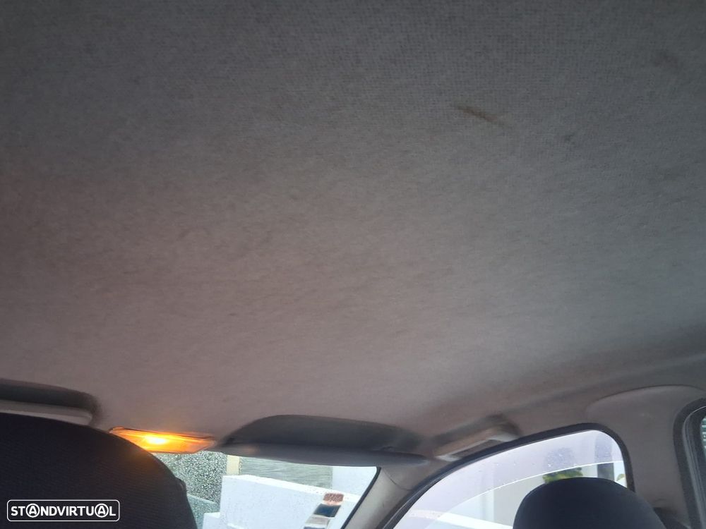 Opel Corsa 1.2 16V - 10