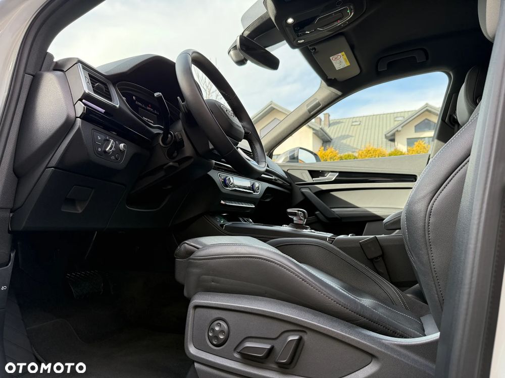 Audi Q5 Sportback 40 TDI quattro S tronic S line - 28
