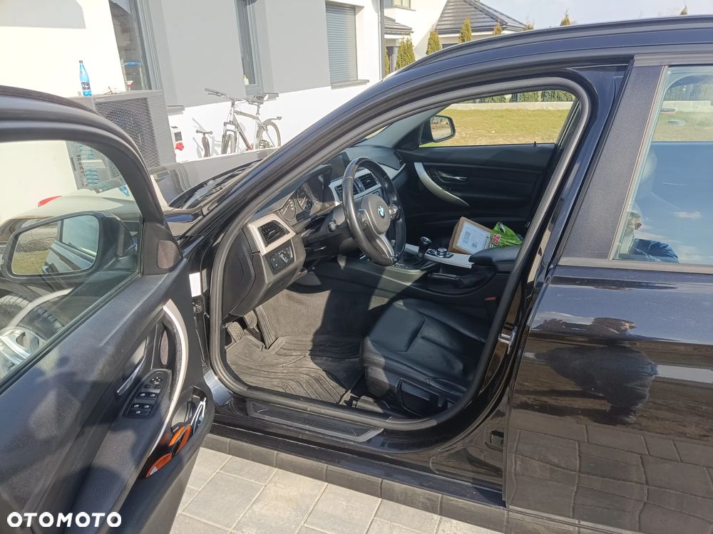 BMW Seria 3 320d DPF - 16