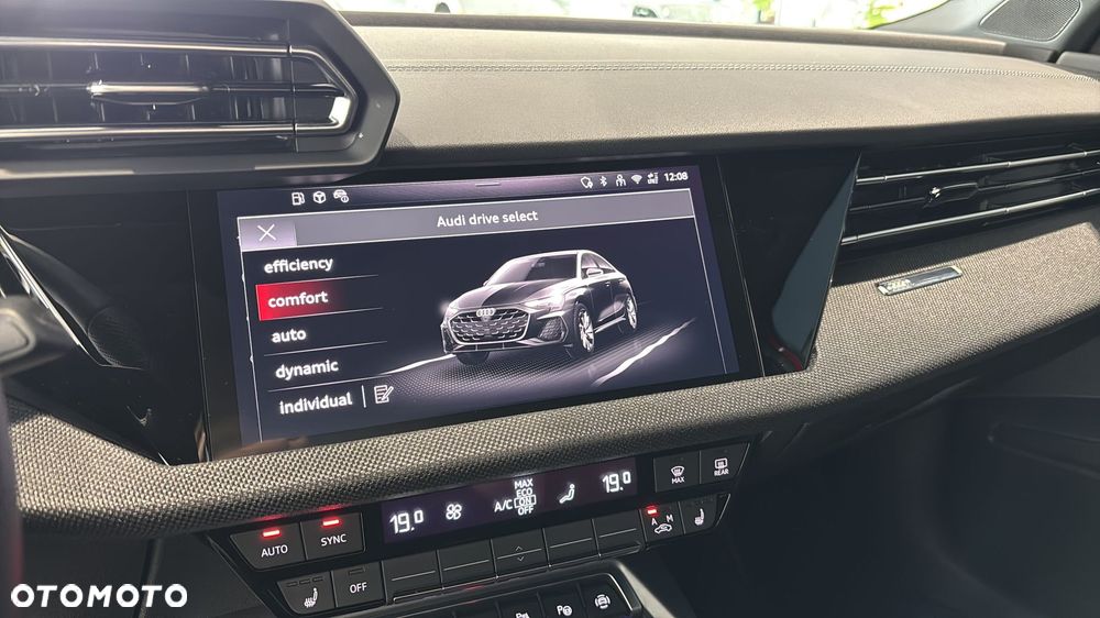 Audi A3 Limousine 35 TFSI mHEV S Line S tronic - 22