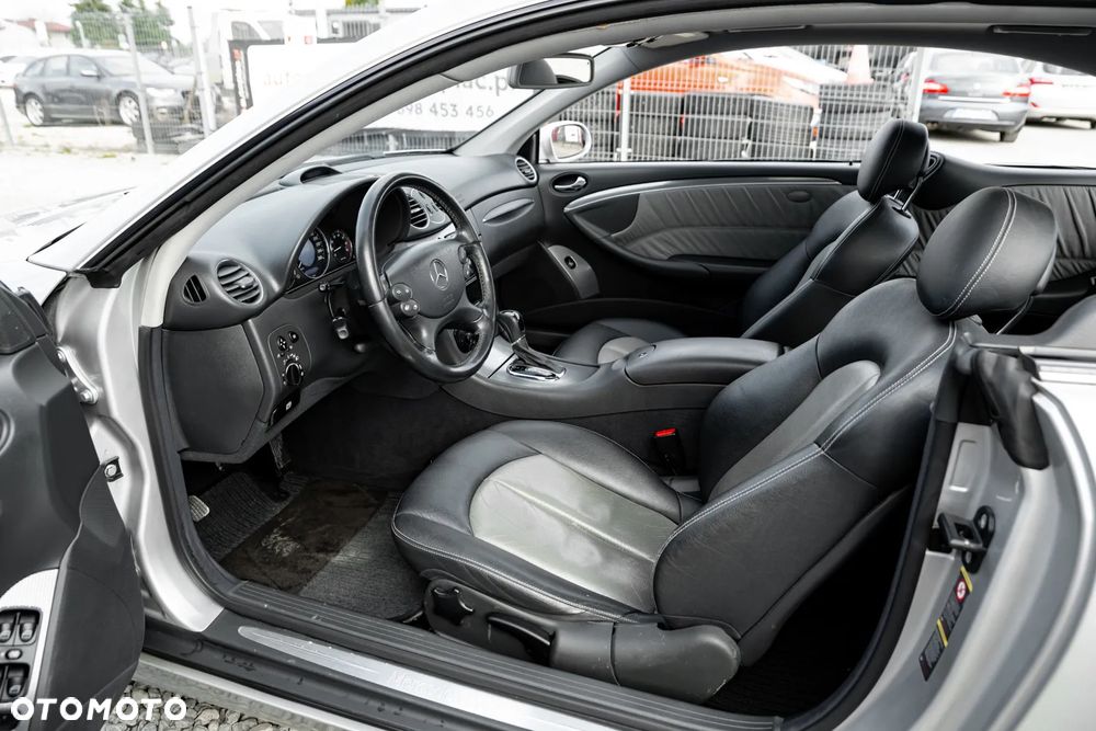 Mercedes-Benz CLK 320 Avantgarde - 17