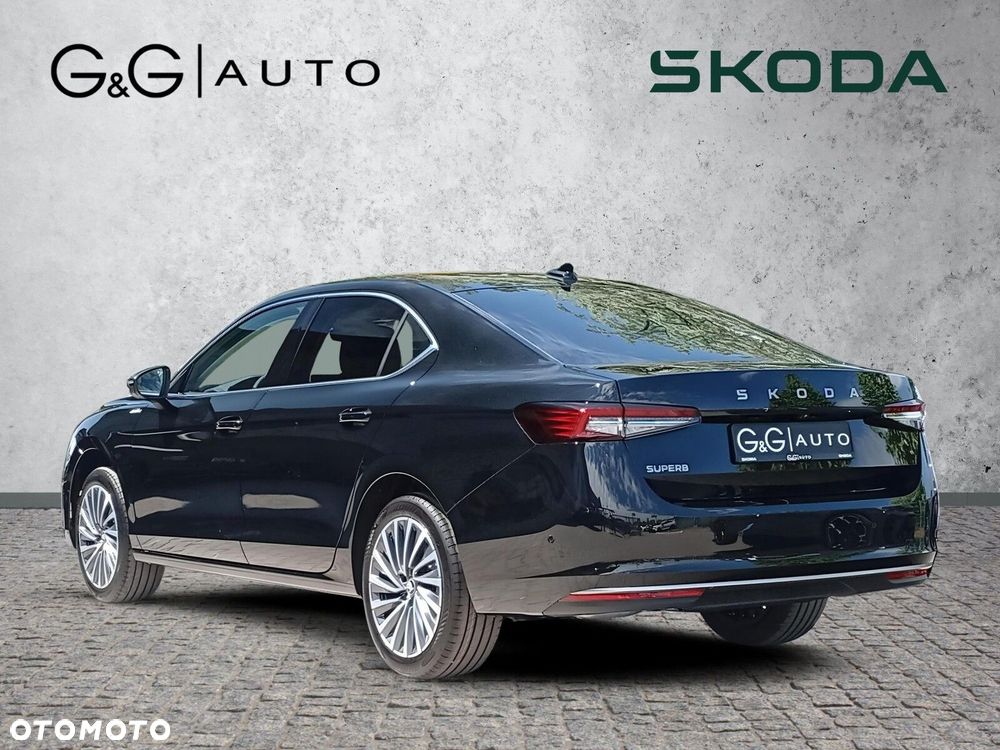 Skoda Superb 2.0 TSI L&K DSG - 5