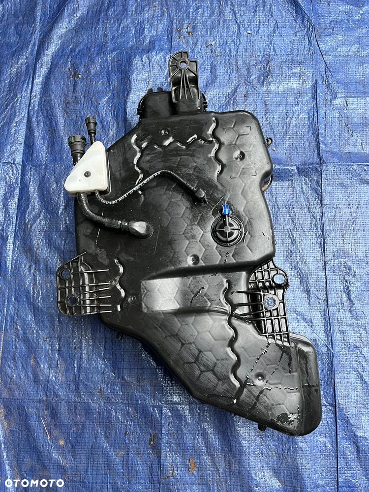 ZBIORNIK ADBLUE POMPA 5Q0131969C 5N0131877 D - 4