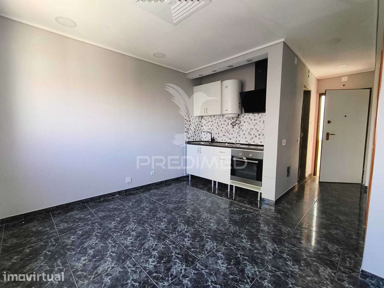 Apartamento T1 Remodelado Miratejo - Grande imagem: 2/9