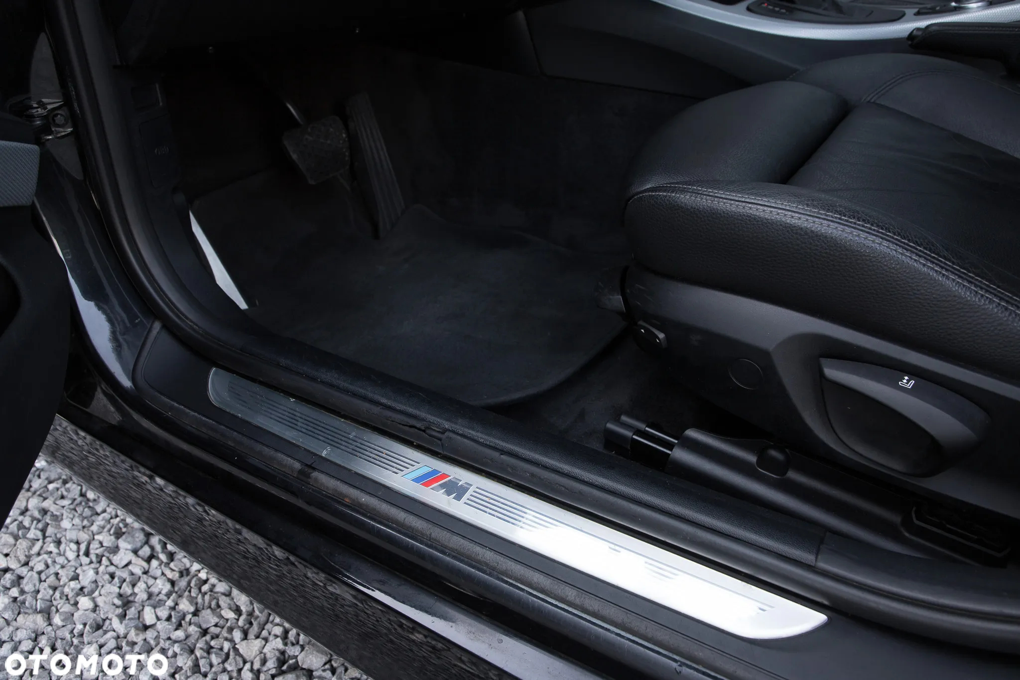 BMW Seria 3 330d xDrive DPF Touring Edition Sport - 14