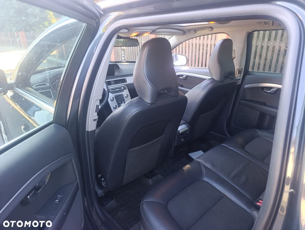 Volvo V70 D4 Geartronic Momentum - 9