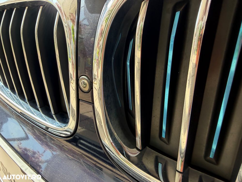 BMW Seria 5 - 34