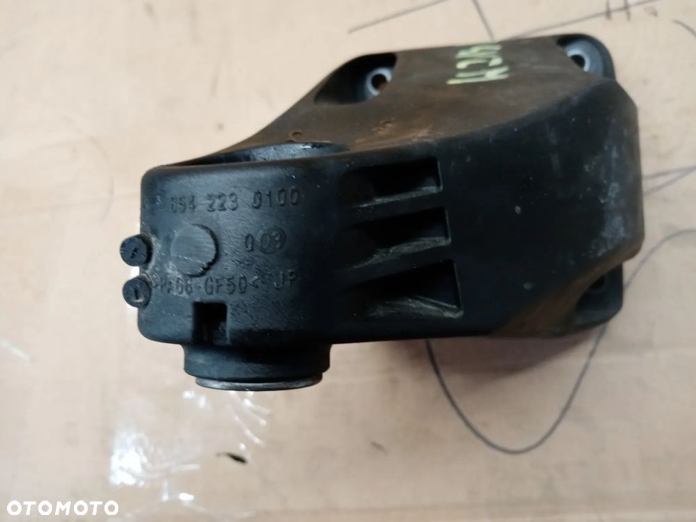 Łapa silnika mocowanie Mercedes E-Klasa W213 2.0 CDI A6542230100 - 8