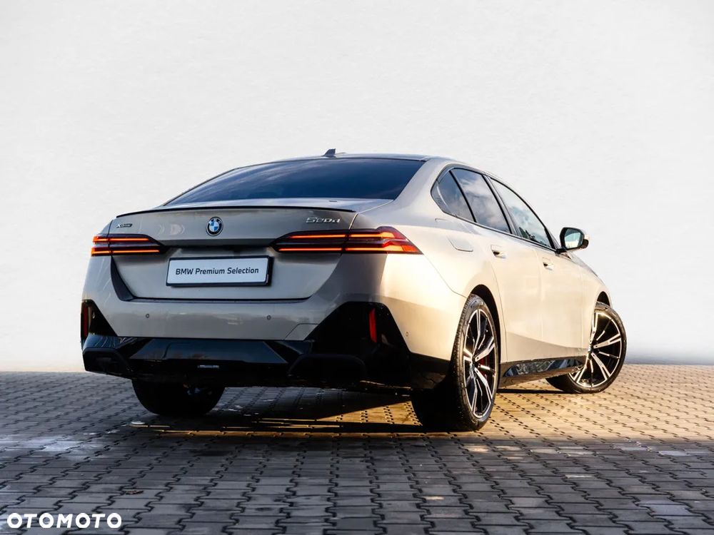 BMW Seria 5 520d xDrive - 3