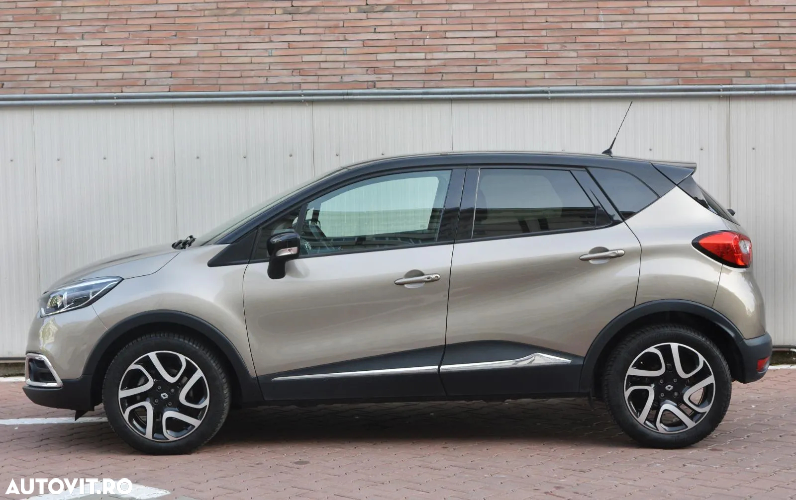 Renault Captur (ENERGY) TCe 90 INTENS - 5