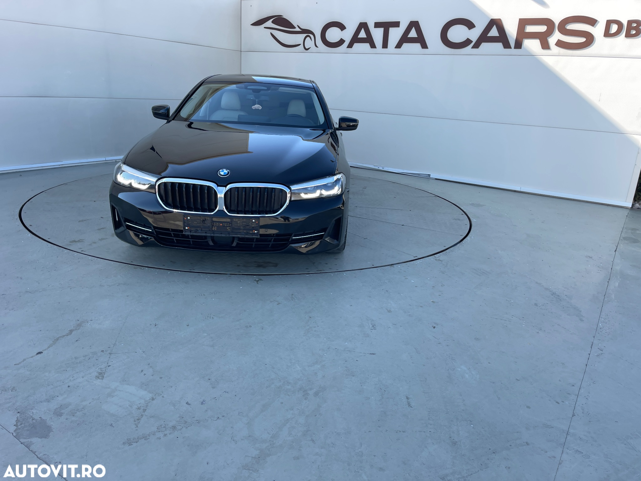 BMW Seria 5 520i AT MHEV - 2