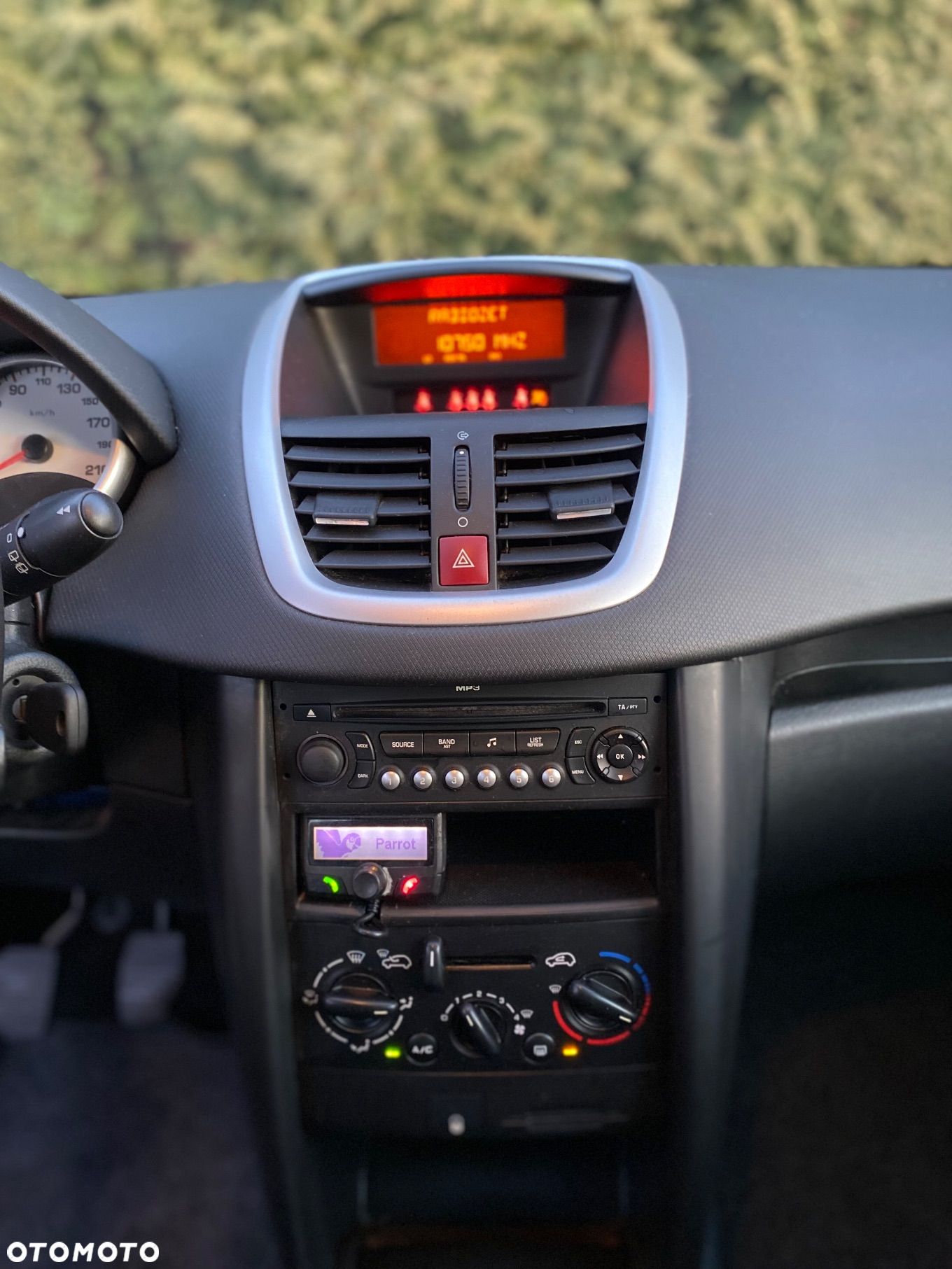 Peugeot 207 1.4 16V Trendy - 4