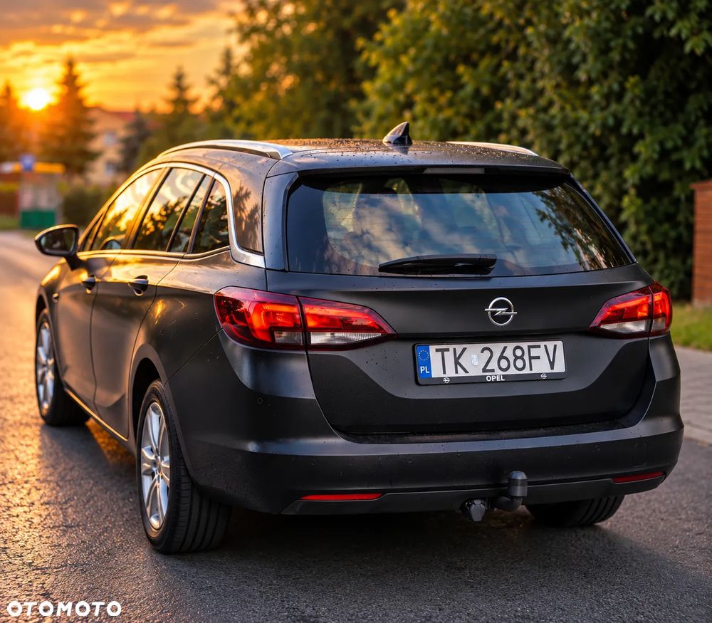 Opel Astra 1.0 T 120 Lat S&S - 6