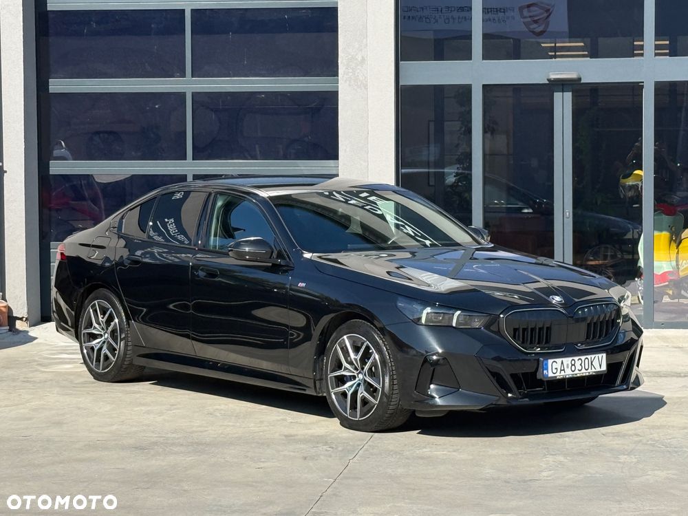 BMW Seria 5 520i mHEV M Sport sport - 3