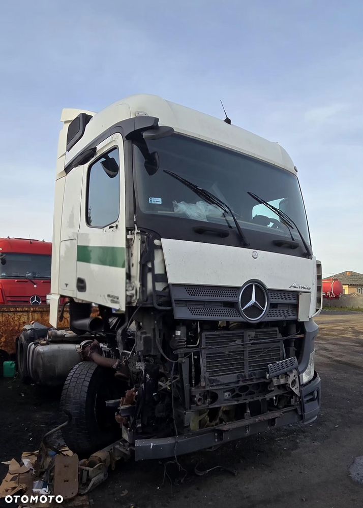 MERCEDES ACTROS MP4 Kabina Stream Space Spojlery + Rama 2016 - 2