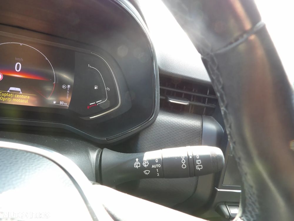 Renault Clio - 17