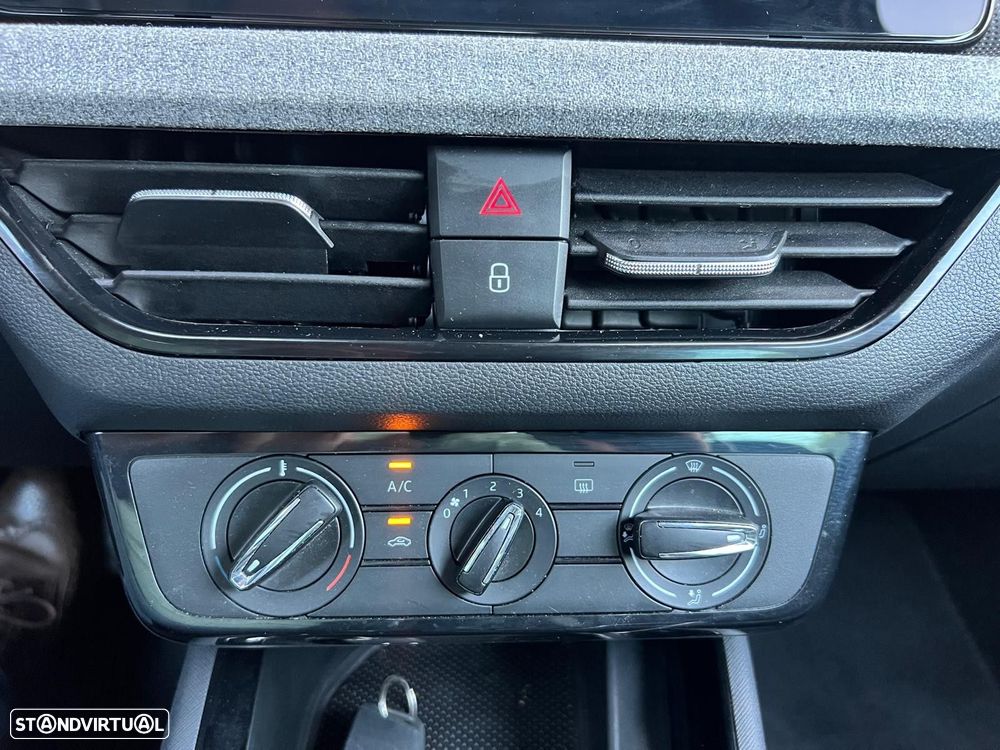 Skoda Kamiq 1.0 TSI DSG - 21