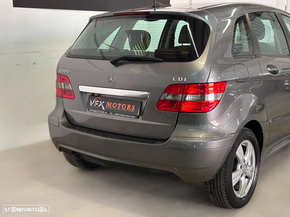 Mercedes-Benz B 180 CDI - 29
