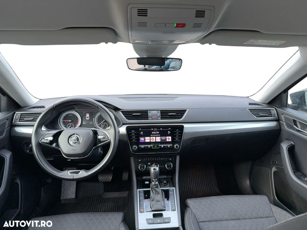 Skoda Superb 2.0 TDI DSG Ambition - 11