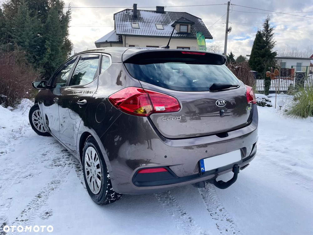 Kia Ceed 1.6 GDI Business Line - 3