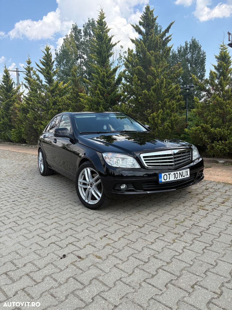 Mercedes-Benz C - 9