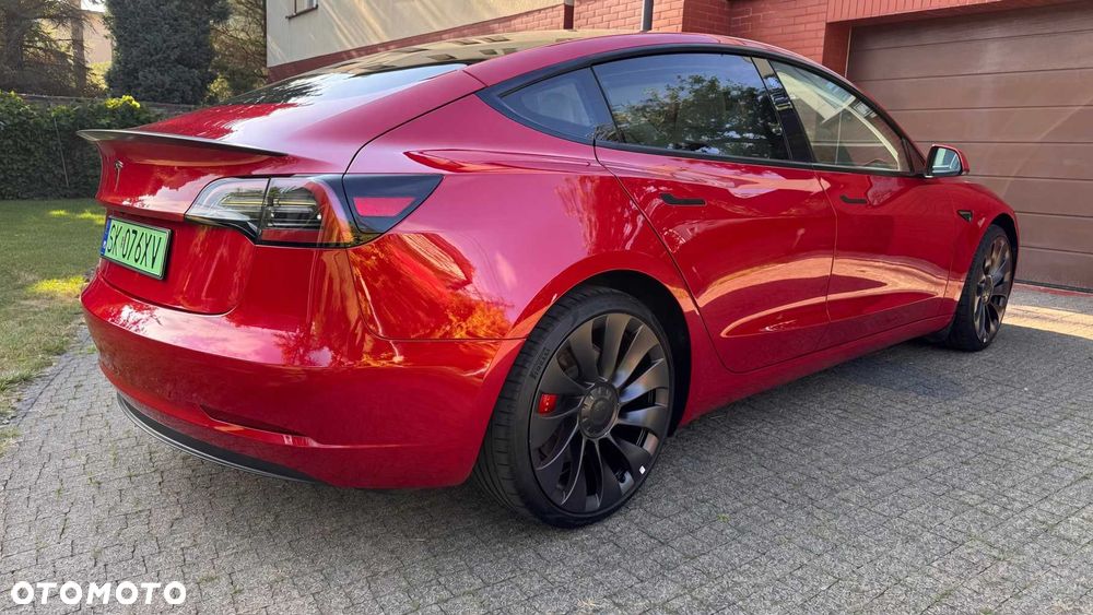 Tesla Model 3 - 5